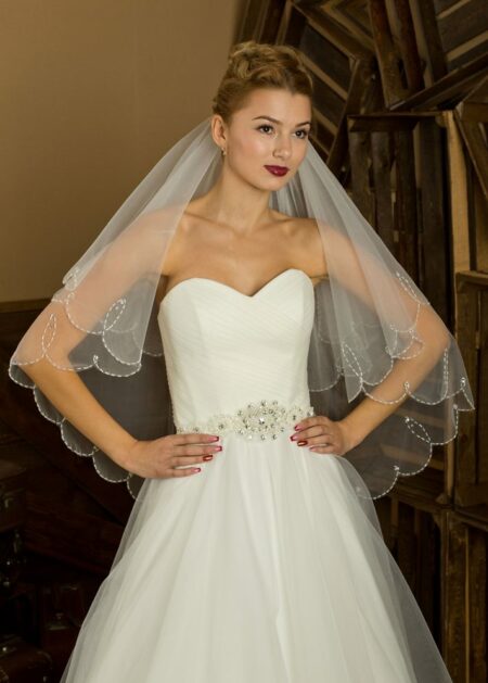 Velo da Sposa corto doppio strato con tanti punti luce perfetto per matrimonio all'aperto