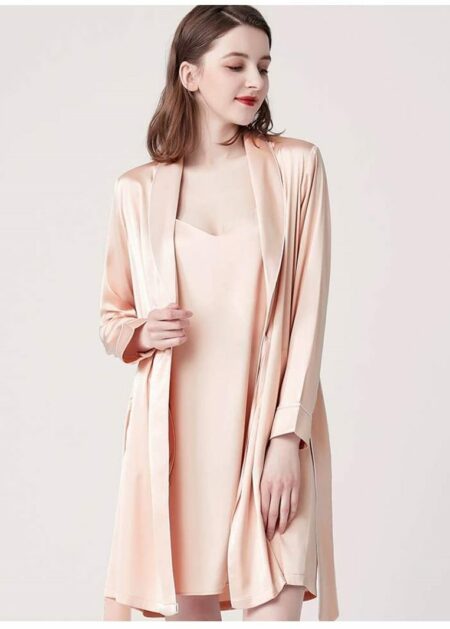 Kimono sposa seta con bretelle sottile e vestaglie in raso vendita online a prezzi economici