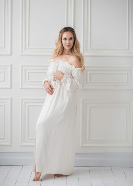 Abito cerimonia premaman economico in chiffon con spalle cadenti spacco laterale e maniche lunghe a sbuffo