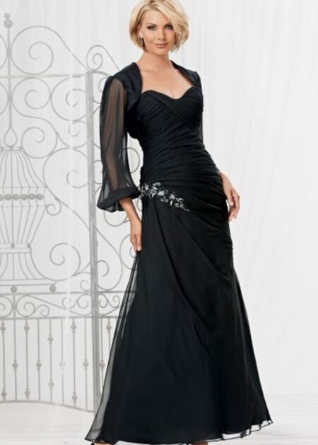 Abito da cerimonia con giacca per feste di matrimonio fatto in raso e tulle con decorazioni di pietre scintillanti