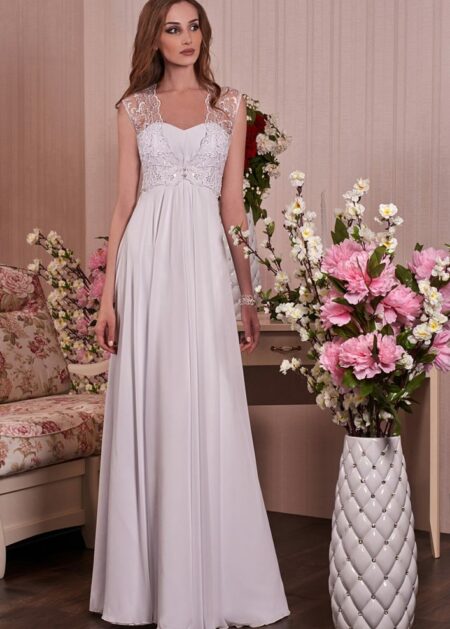 Abito da sposa Ancona in vendita online a prezzo economico stile impero realizzato in chiffon con coprispalle in pizzo